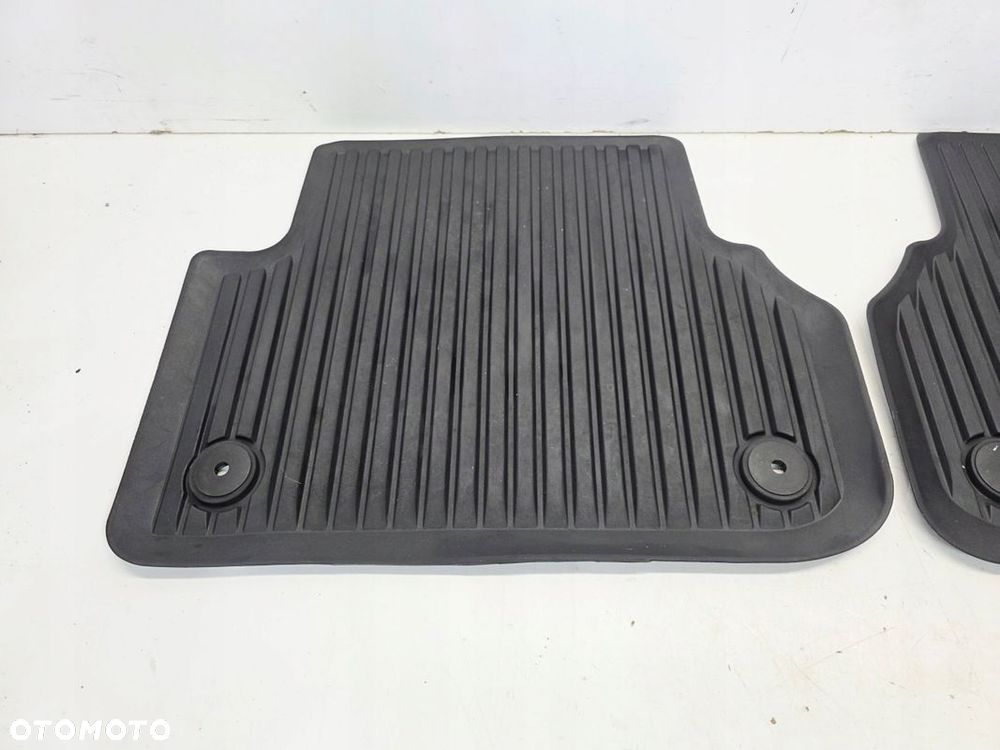 DYWAN DYWANIKI GUMOWE TYŁ AUDI A4 B9 8W0061511 - 6