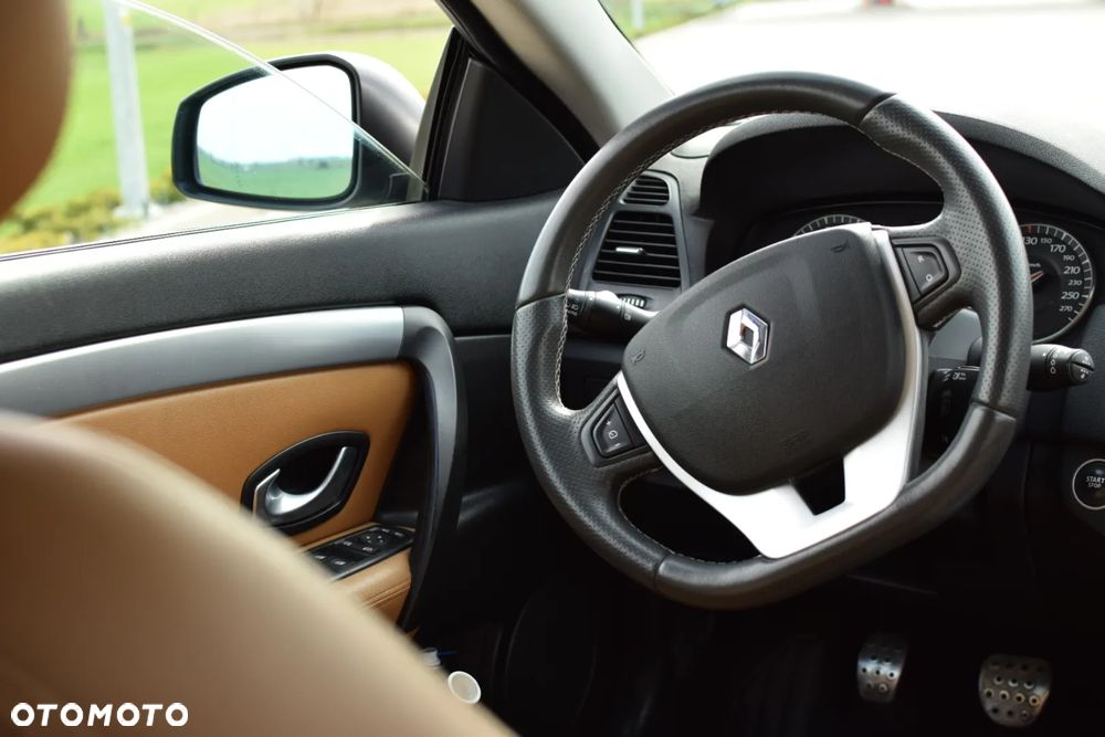 Renault Laguna 2.0T GT - 14