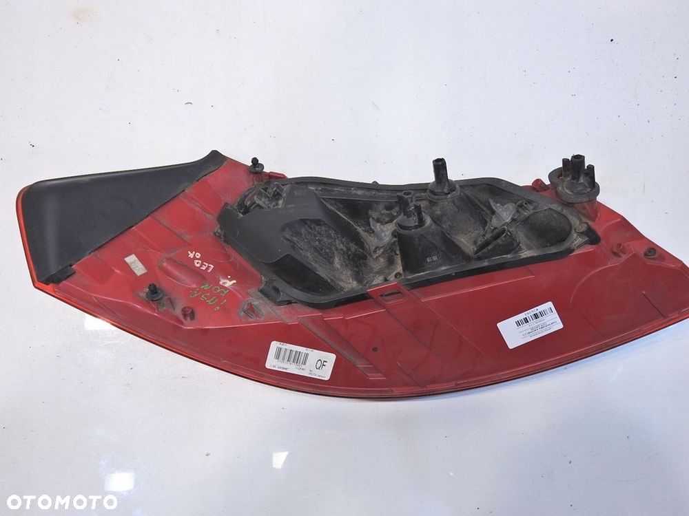 LAMPA PRAWA TYLNA TYŁ OPEL INSIGNIA A KOMBI - 10