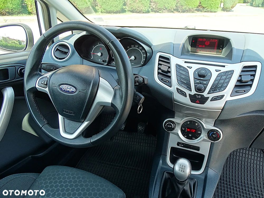 Ford Fiesta 1.4 Sport - 30