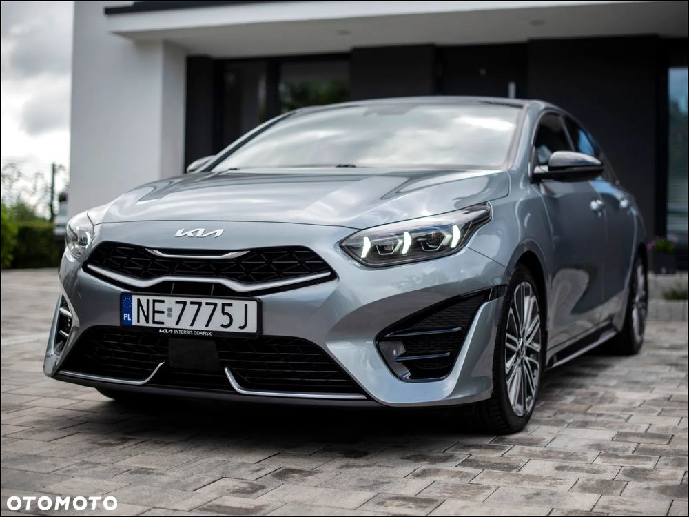 Kia ProCeed - 10