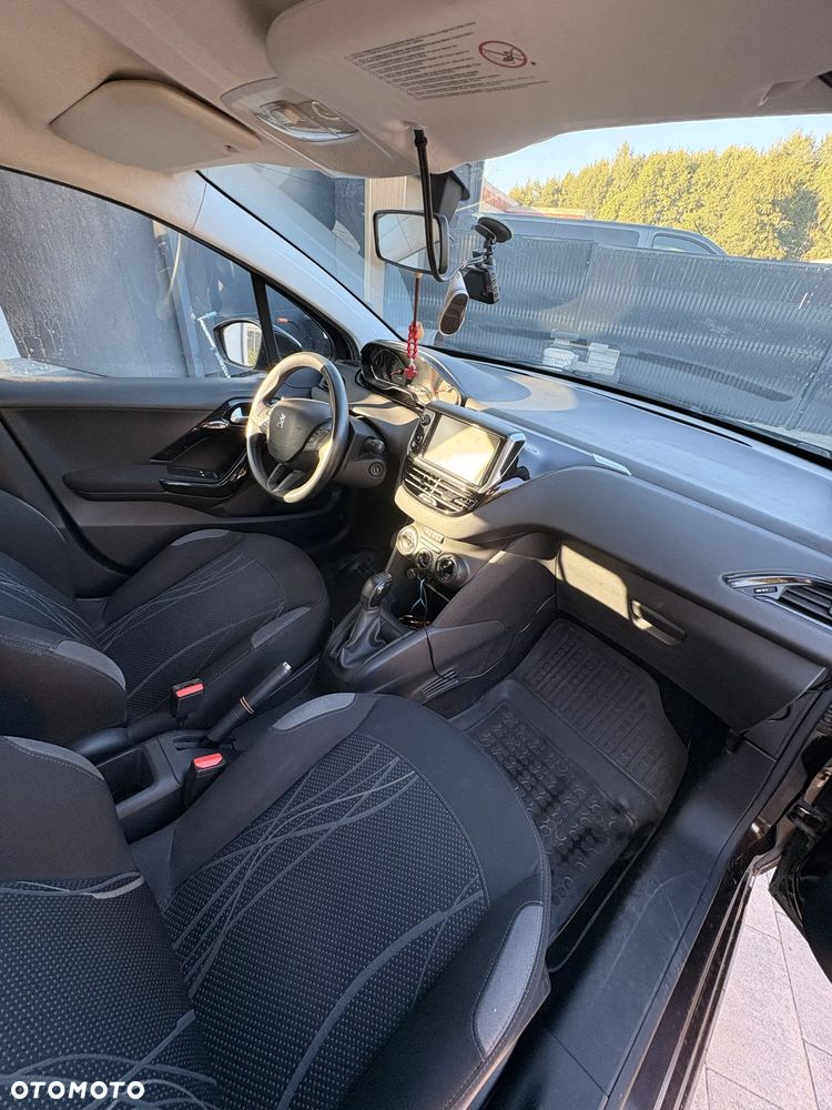 Peugeot 208 68 VTI Active - 13