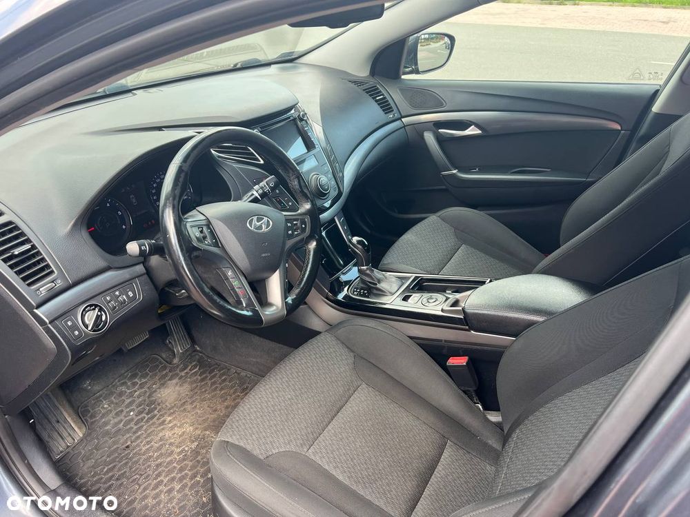 Hyundai i40 1.7 CRDi BlueDrive Business DCT - 11