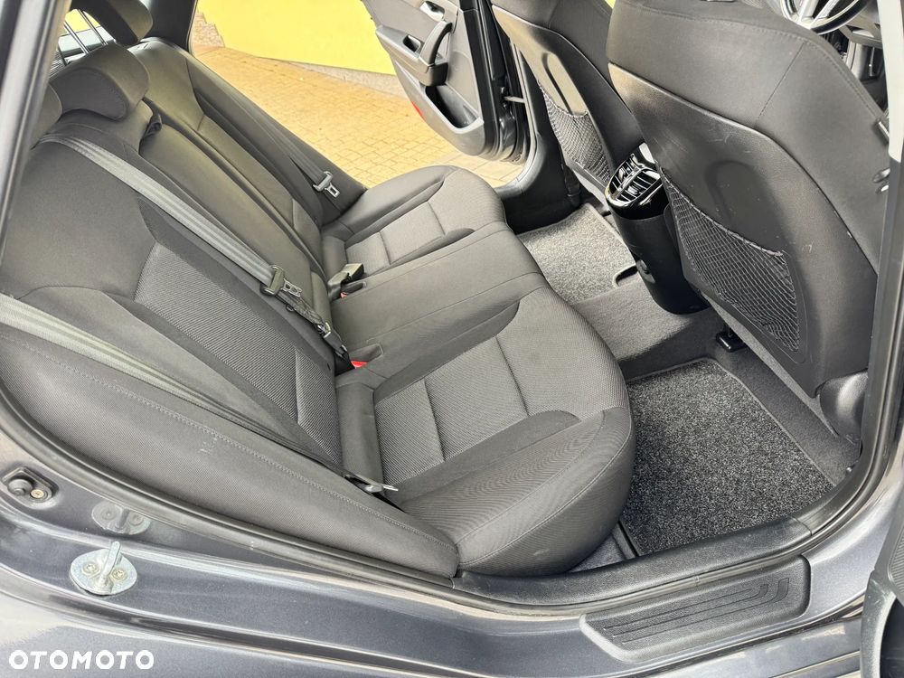 Hyundai i40 i40cw 1.6 Fifa World Cup Edition - 27