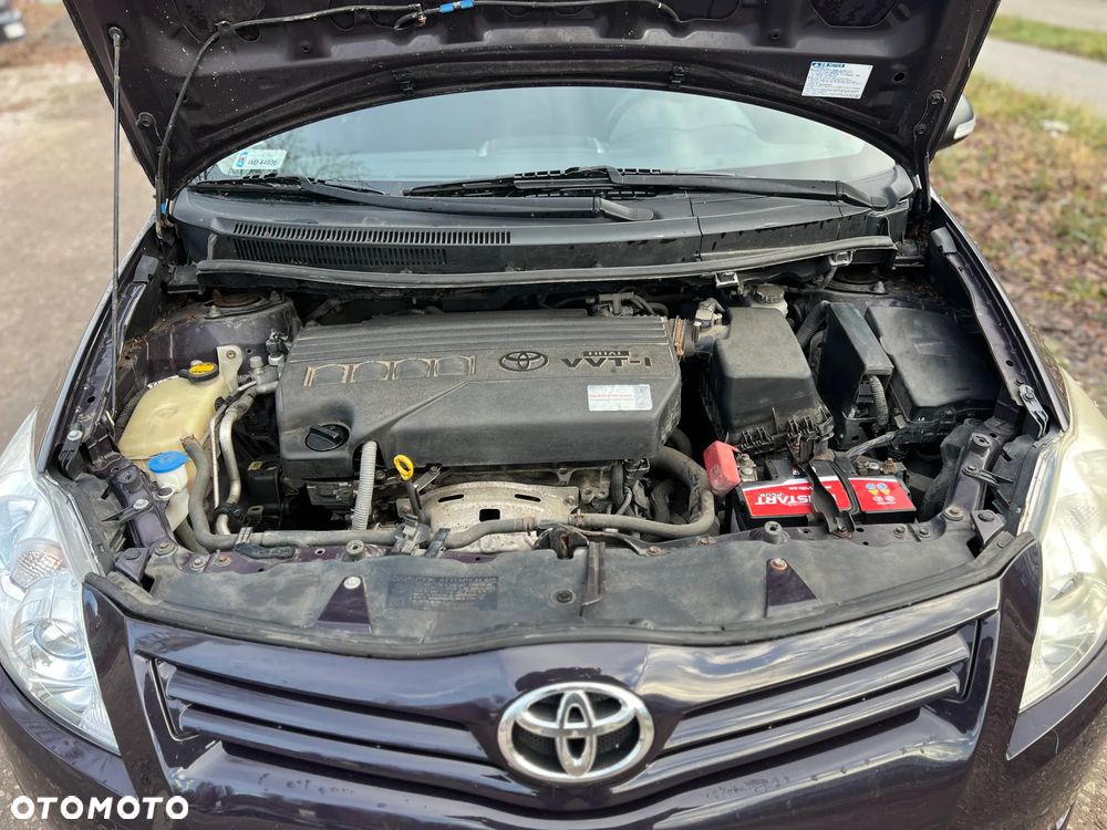 Toyota Auris 1.33 VVT-i Active - 10