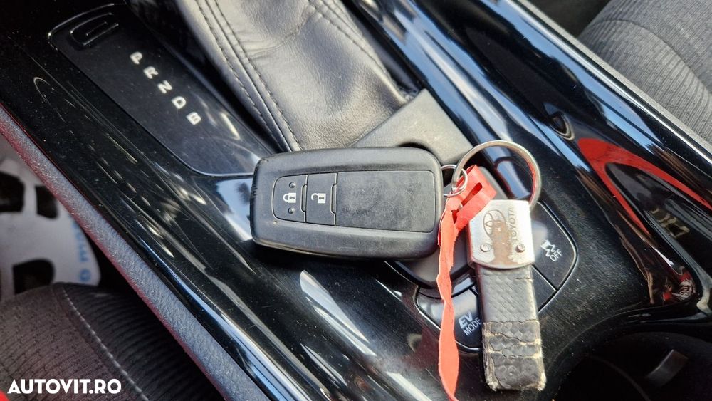 Toyota C-HR 1.8 HSD 122 CP 4x2 CVT Style - 19