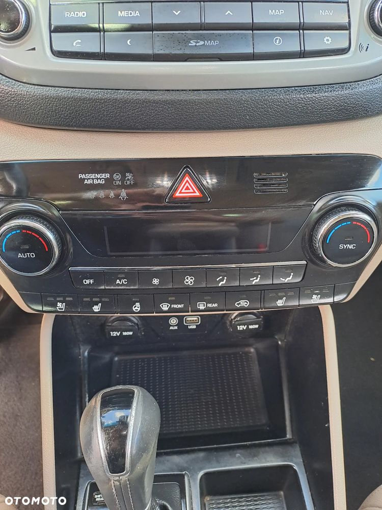 Hyundai Tucson 1.7 CRDI BlueDrive Premium 2WD DCT - 21