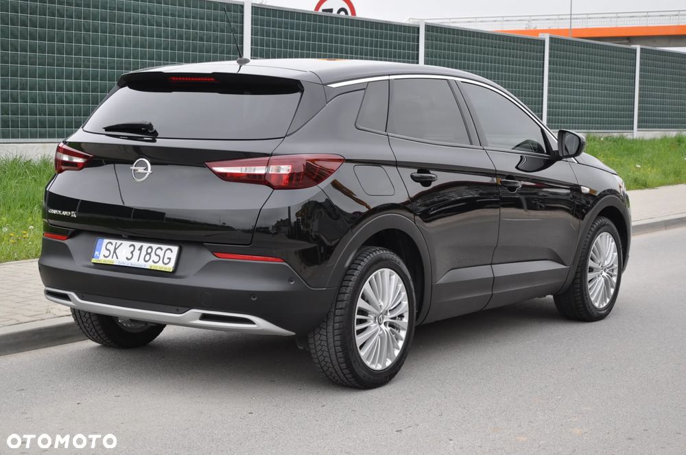 Opel Grandland X 1.2 T GPF Design Line S&S - 17