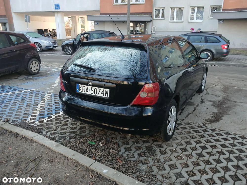 Honda Civic 1.4i S - 7