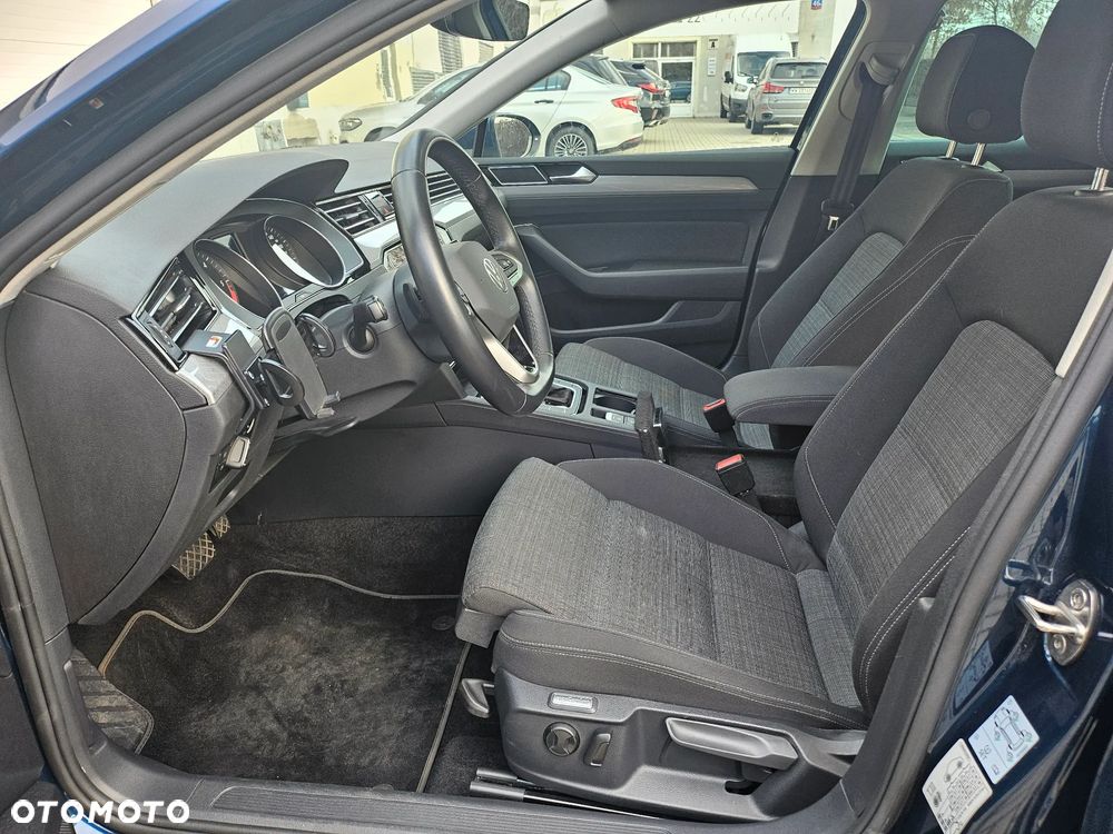 Volkswagen Passat Variant - 19