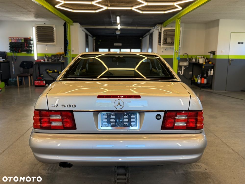 Mercedes-Benz SL - 11