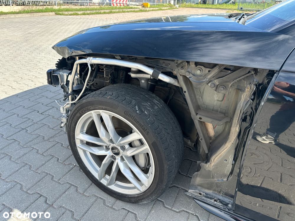 Audi A4 Limousine - 16