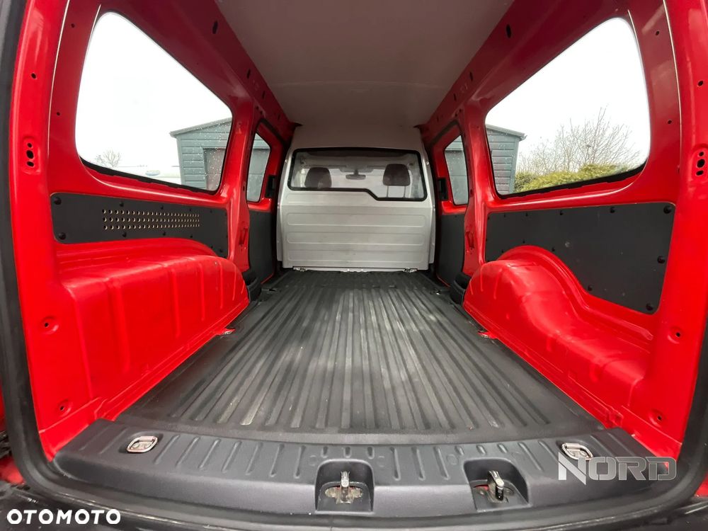 Volkswagen Caddy Maxi 4MOTION  2.0 - 11