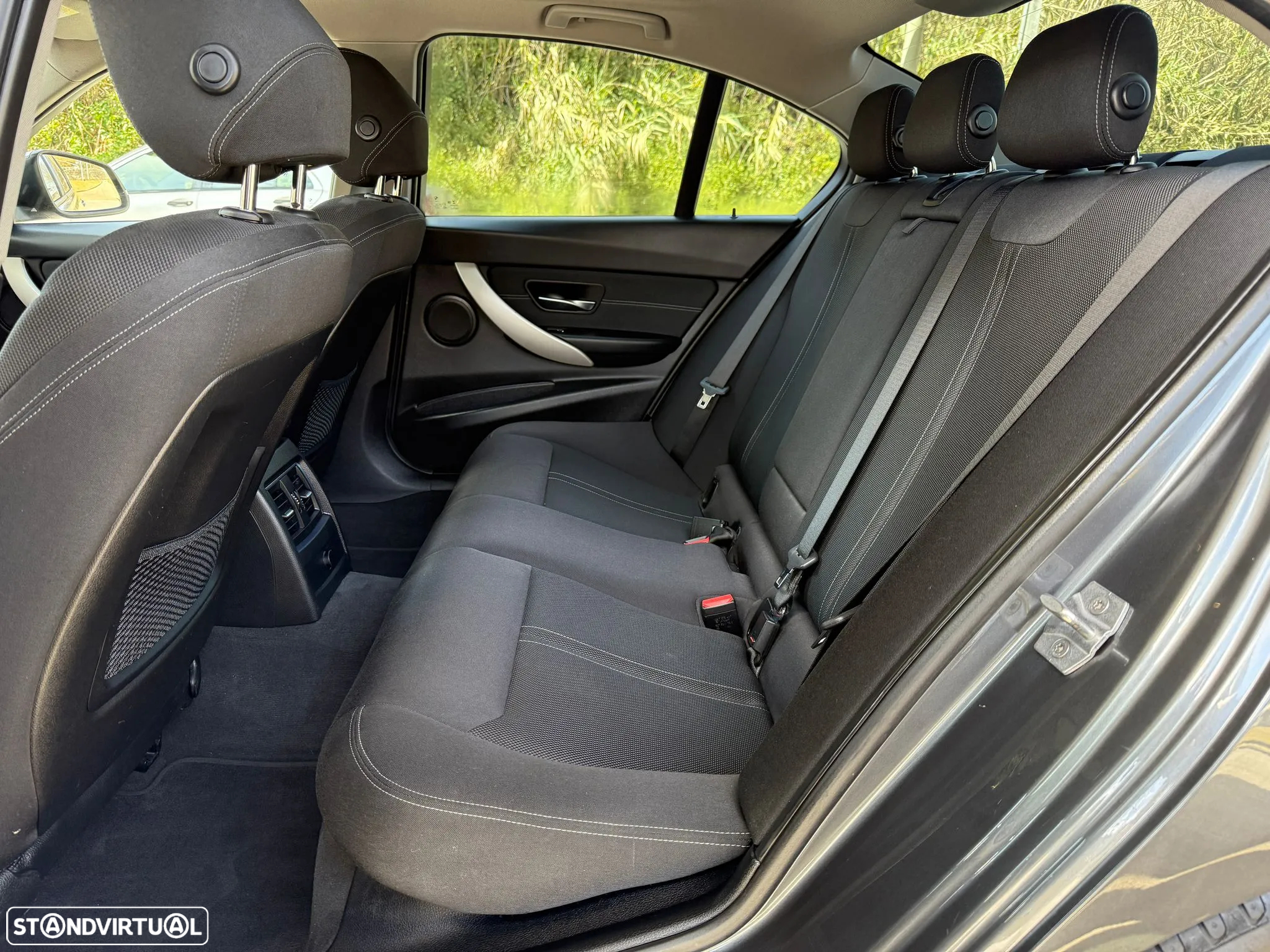 BMW 330 e iPerformance Line Sport - 11
