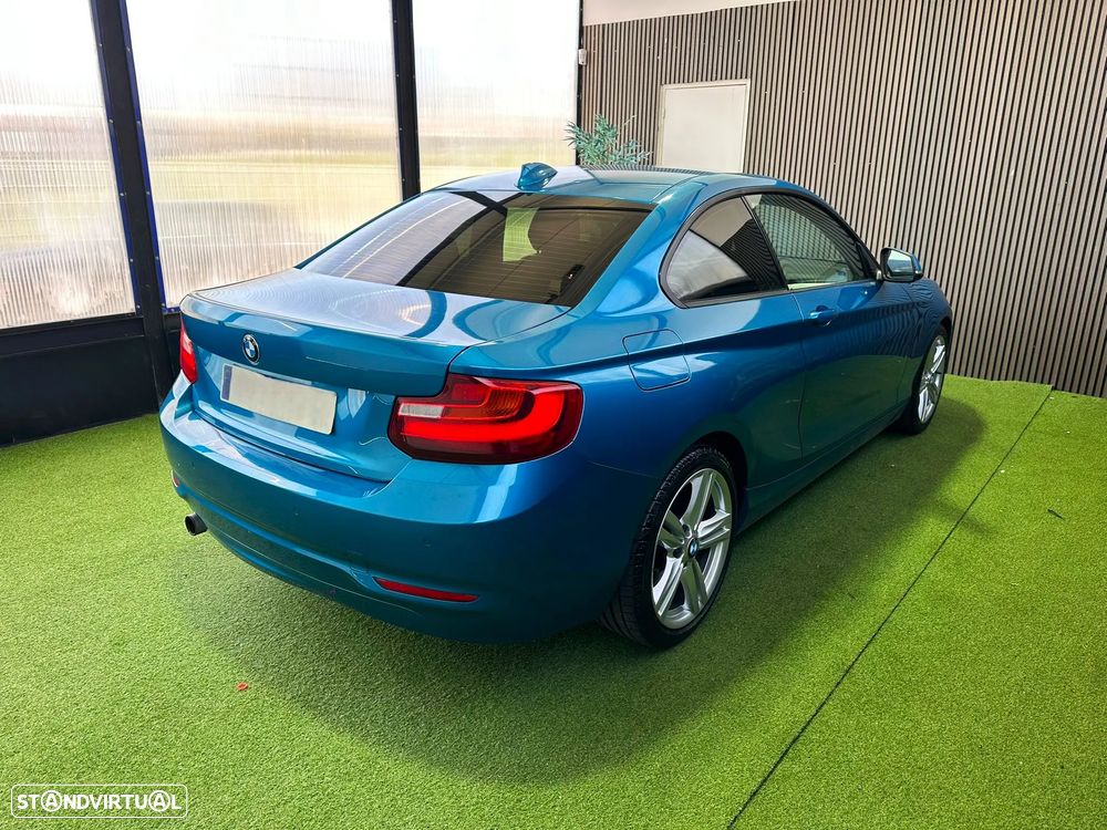 BMW 220 d Coupe - 4