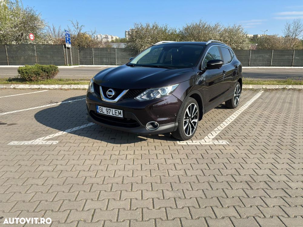 Nissan Qashqai 1.6 DCI Start/Stop 4X4-i Tekna - 1