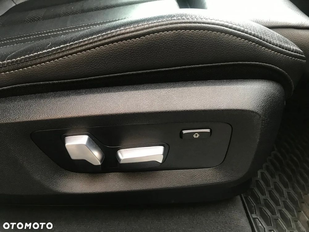 BMW X5 xDrive25d - 23