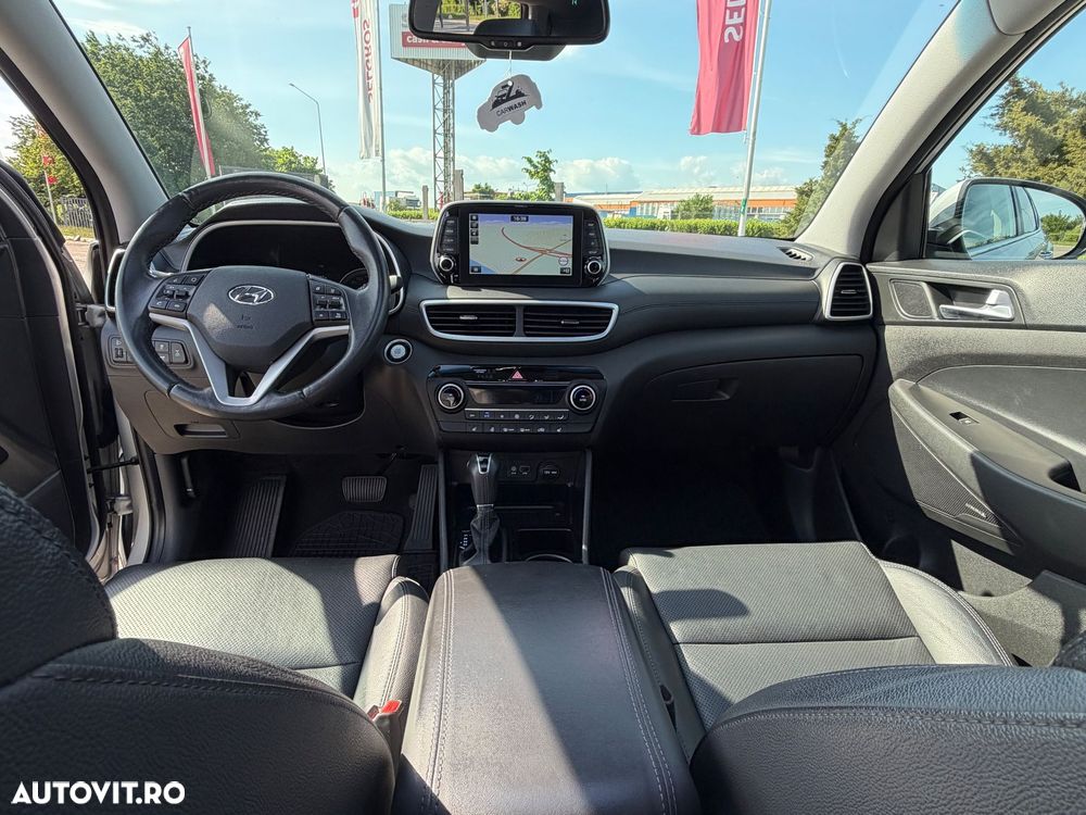 Hyundai Tucson 2.0 CRDI 4WD 8AT Luxury - 10