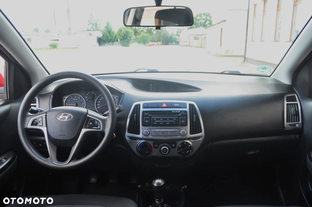 Hyundai i20 1.2 Intro Edition - 14