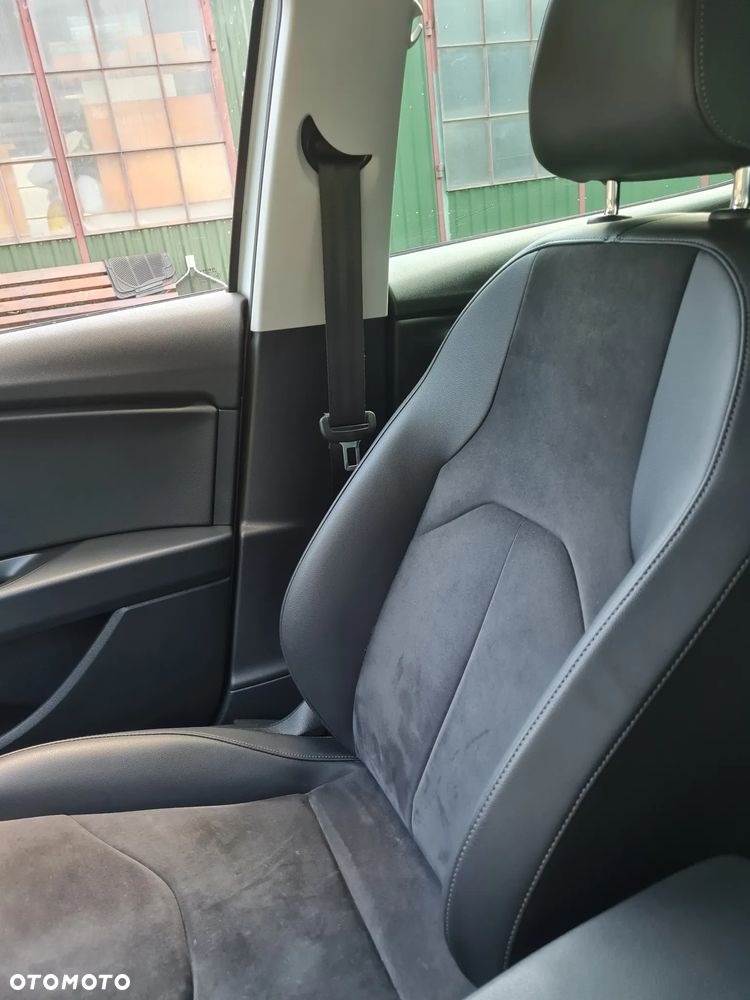 Seat Leon 2.0 TDI Xcellence S&S - 10