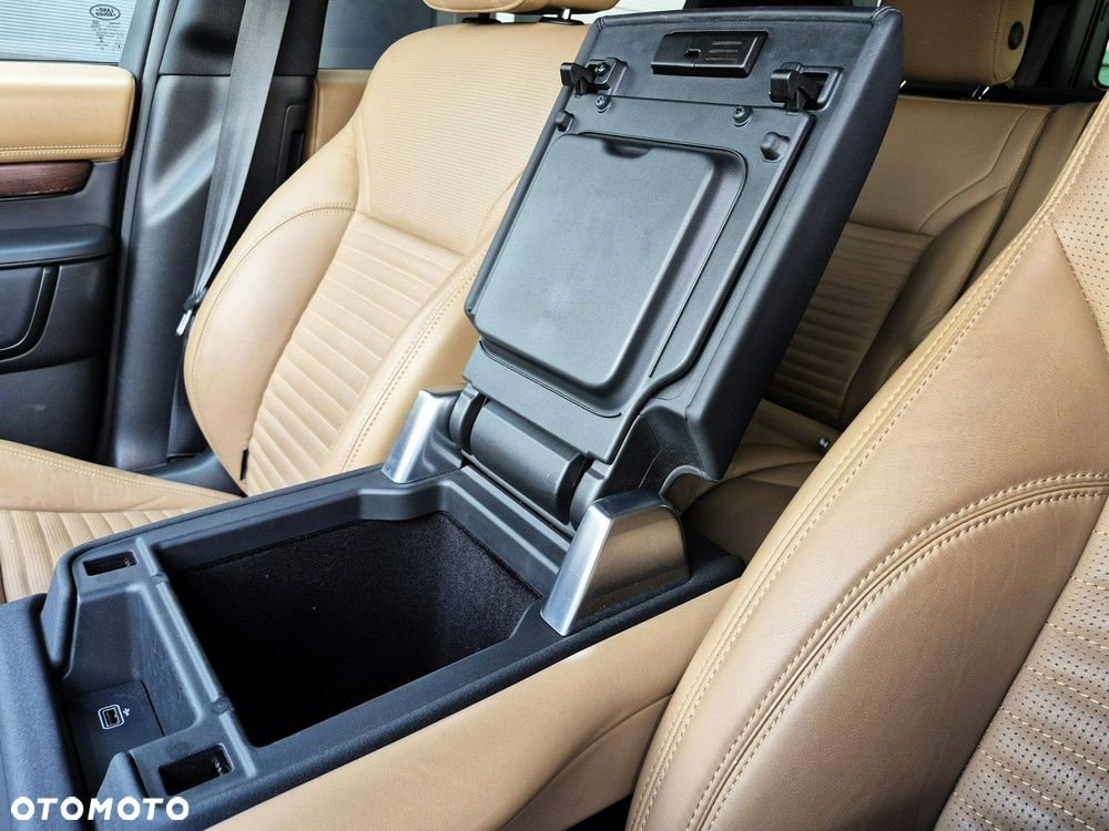 Land Rover Discovery 3.0 D300 mHEV R-Dynamic HSE - 38