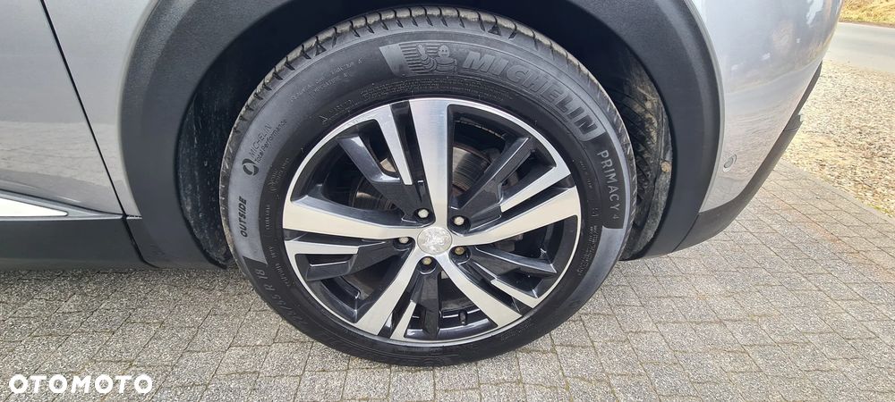 Peugeot 3008 1.6 THP Allure S&S EAT6 - 32