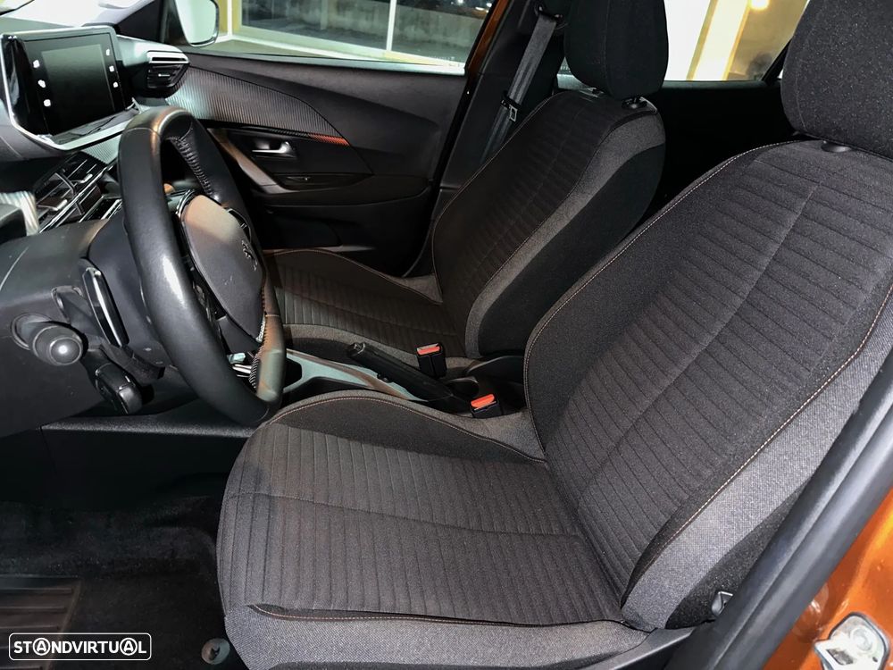 Peugeot 2008 1.2 PureTech Active Pack EAT8 - 7