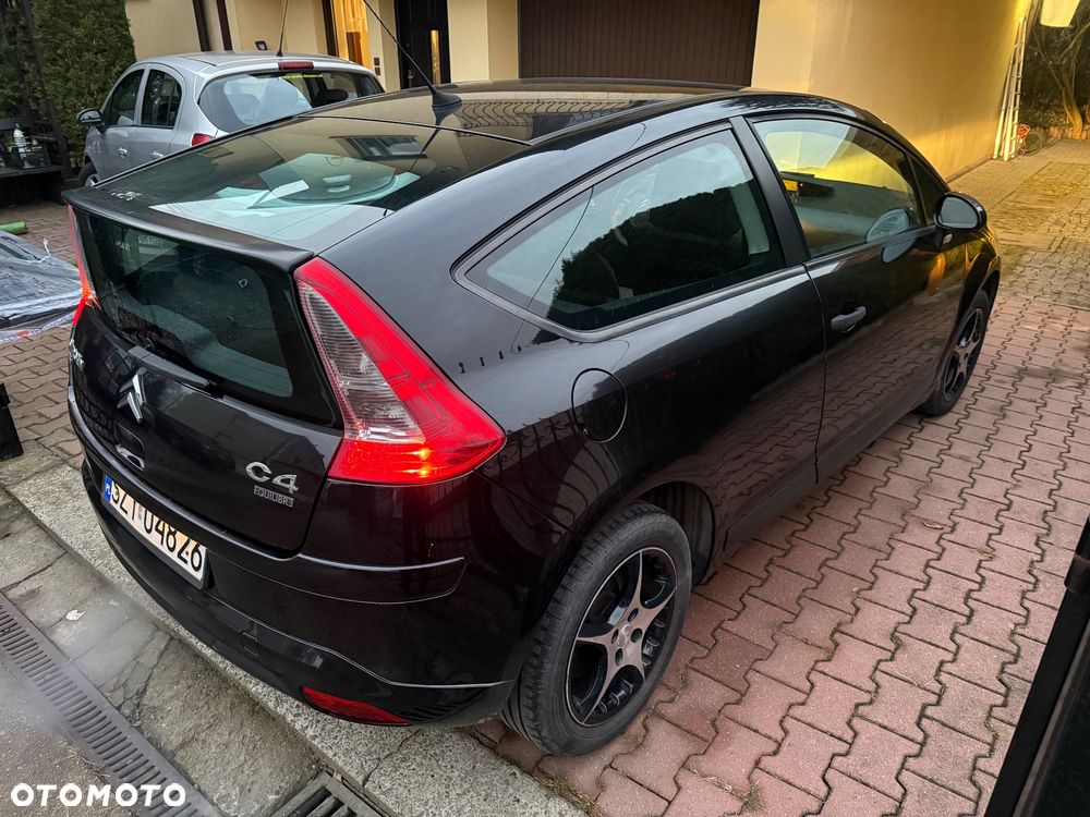 Citroën C4 1.6 HDi VTR - 6