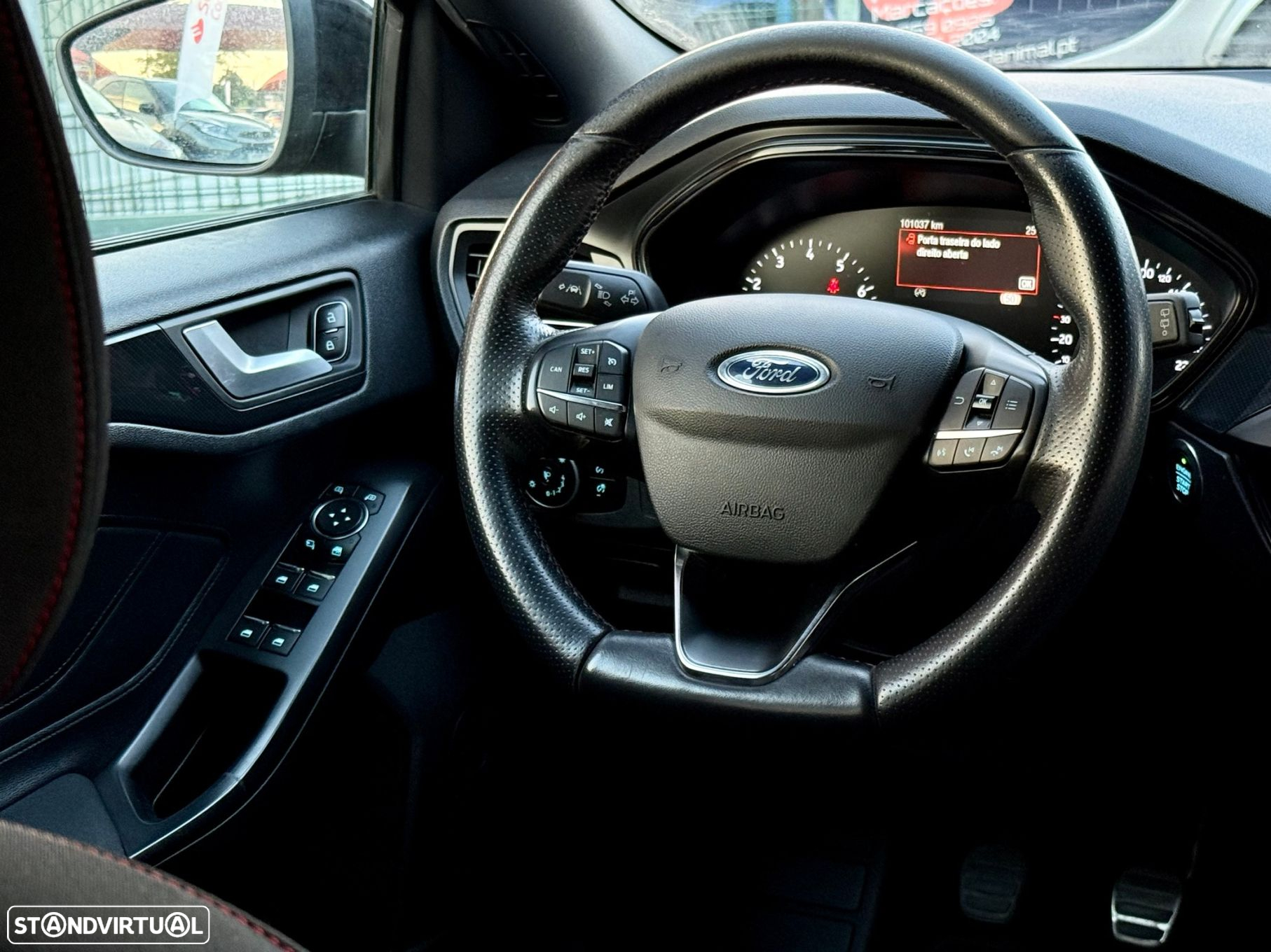 Ford Focus 1.0 EcoBoost ST-Line - 8