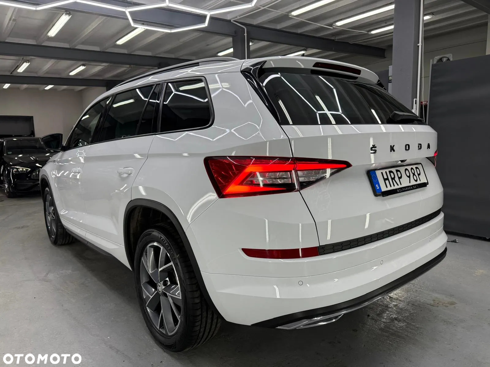 Skoda Kodiaq 2.0 TDI 4x4 DSG Sportline - 4