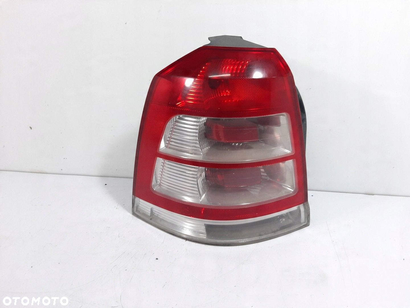 OPEL ZAFIRA B LIFT 1.7CDTI 08R LAMPA LEWY TYL 13260853 - 2