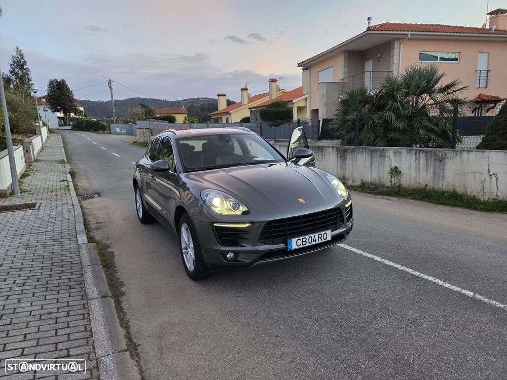 Porsche Macan - 3