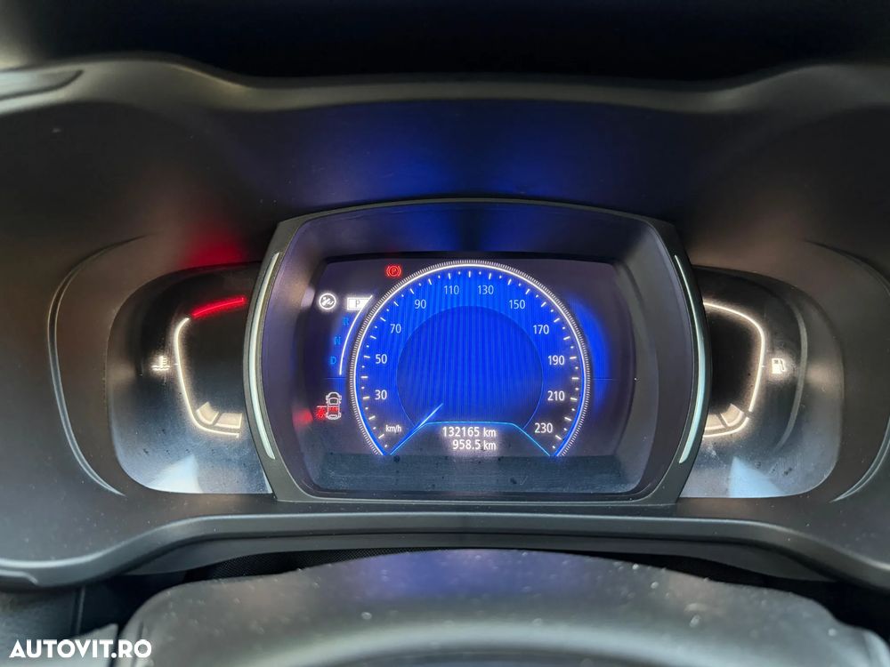 Renault Kadjar BLUE dCi 115 EDC INTENS - 8