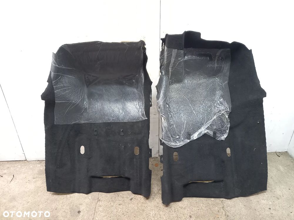 Jaguar XJ 351 XJ351 DW93 podłoga wykładzina mata kierowcy pasażera