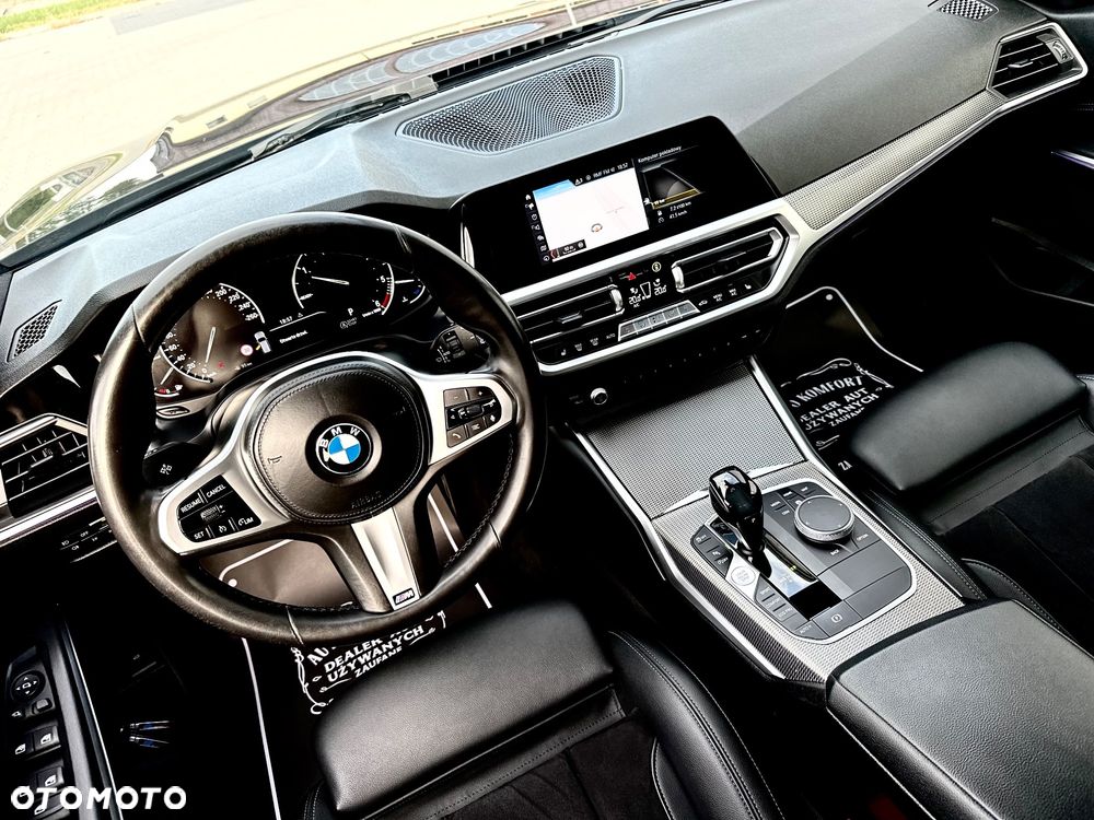 BMW Seria 3 318d M Sport Shadow - 29