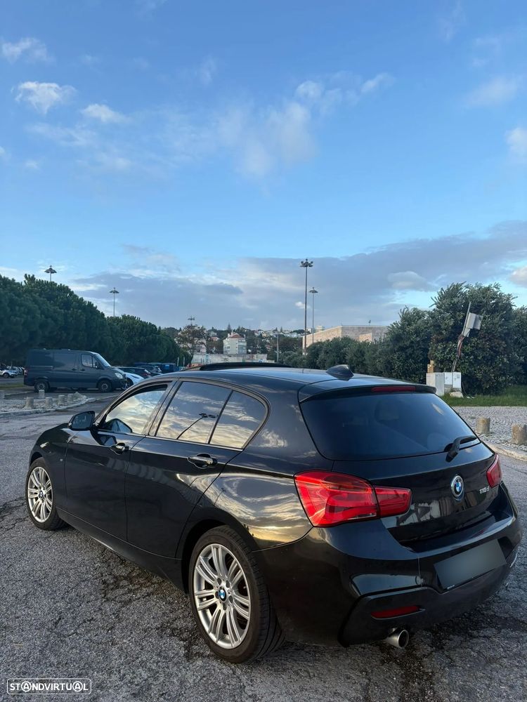 BMW 118 d Pack M - 3