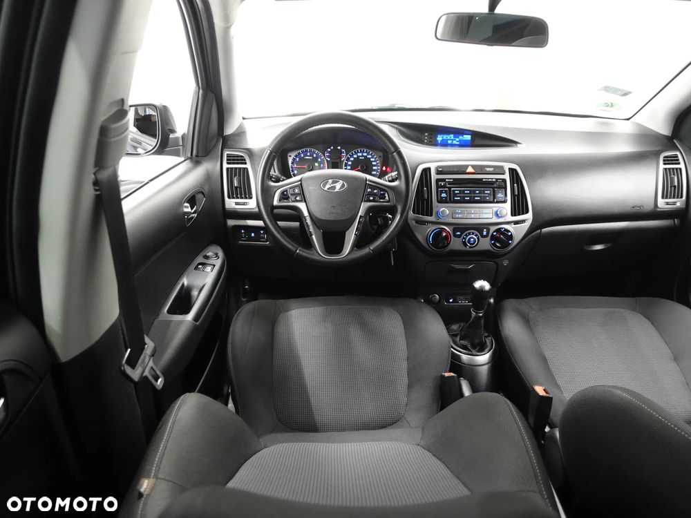 Hyundai i20 - 27