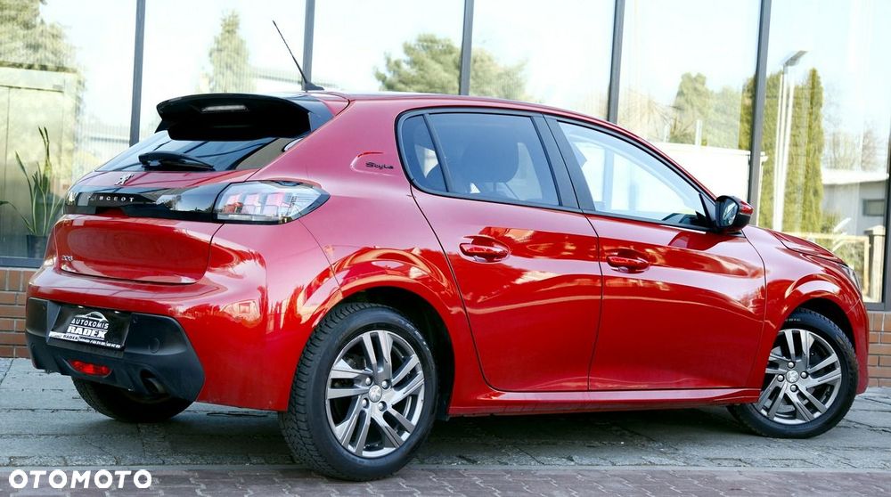 Peugeot 208 PureTech 100 Style - 8