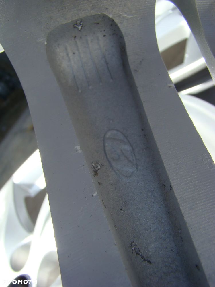 a61 5x114,3 Hyundai i30 i40 Kona Santa Fe Tuscon IX35 Veloster Elantra 7jx18 - 7