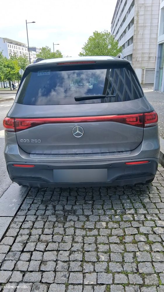 Mercedes-Benz EQB 250 AMG Line - 1