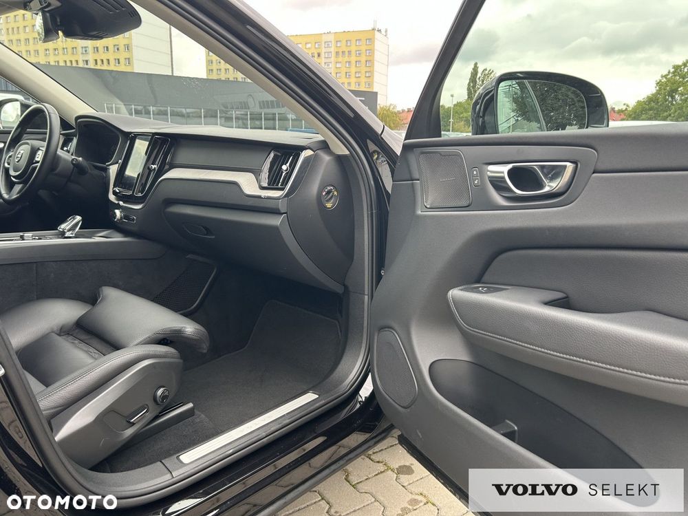 Volvo XC 60 - 22