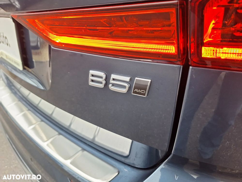 Volvo XC 60 B5 D AWD Geartronic Inscription - 40