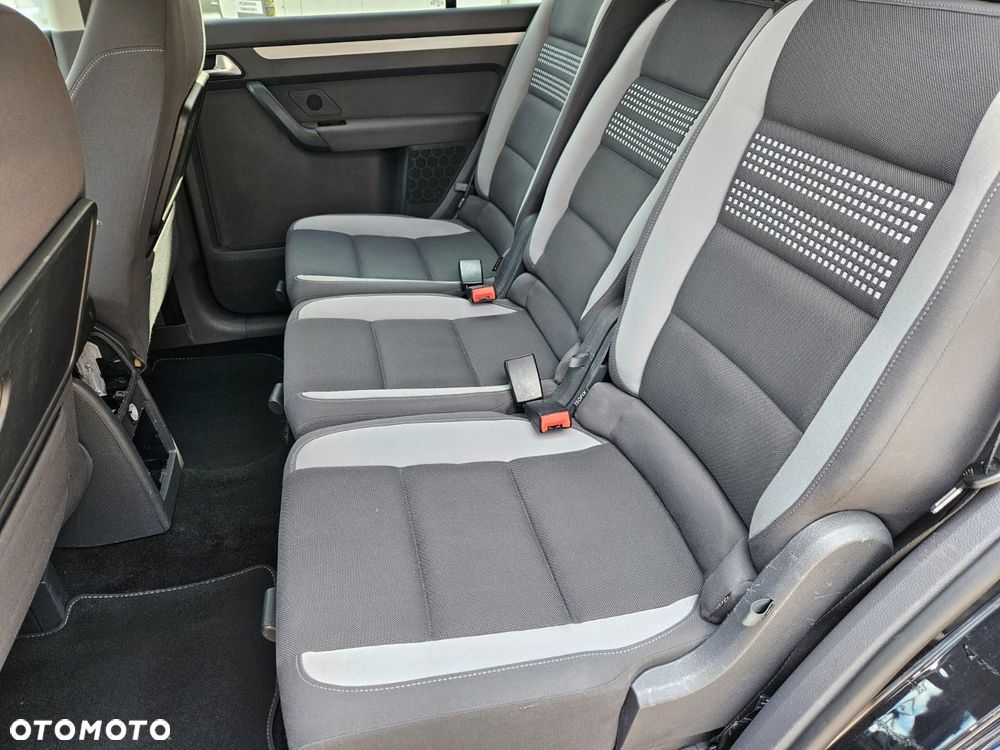 Volkswagen Touran 2.0 TDI DPF DSG Life - 24