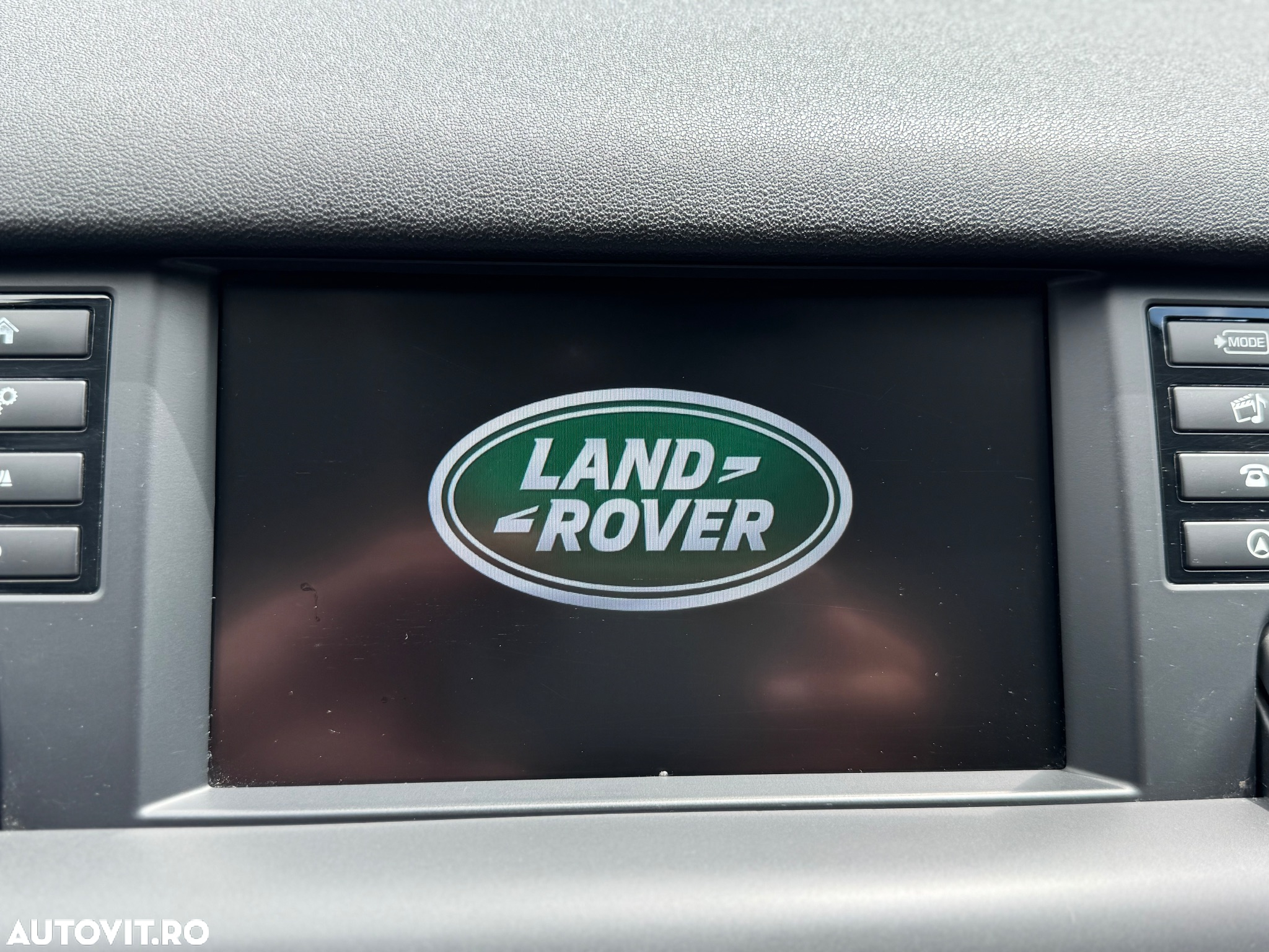 Land Rover Discovery Sport 2.0 l TD4 HSE - 13