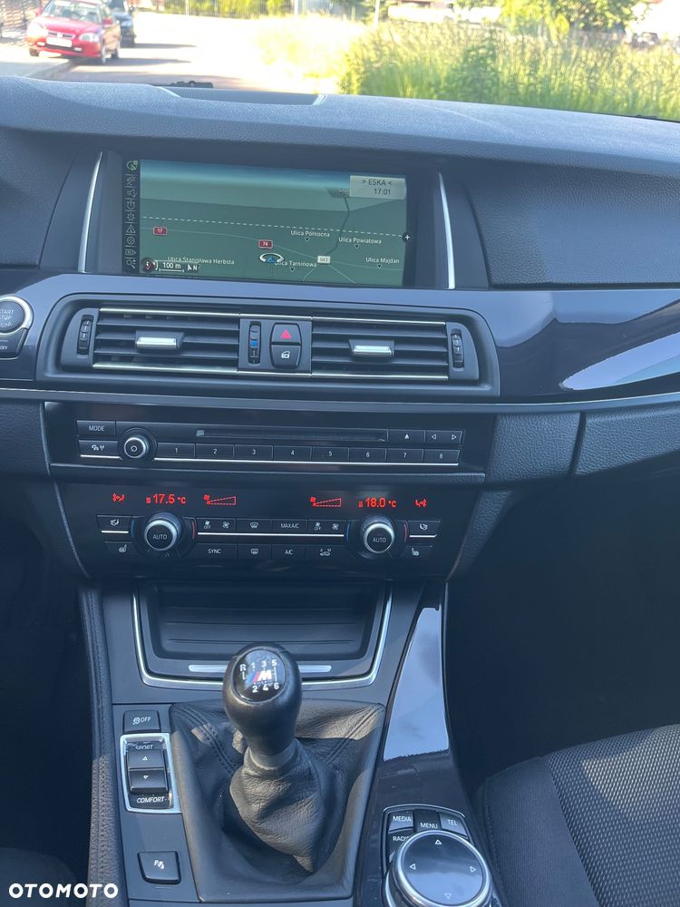 BMW Seria 5 520d - 20
