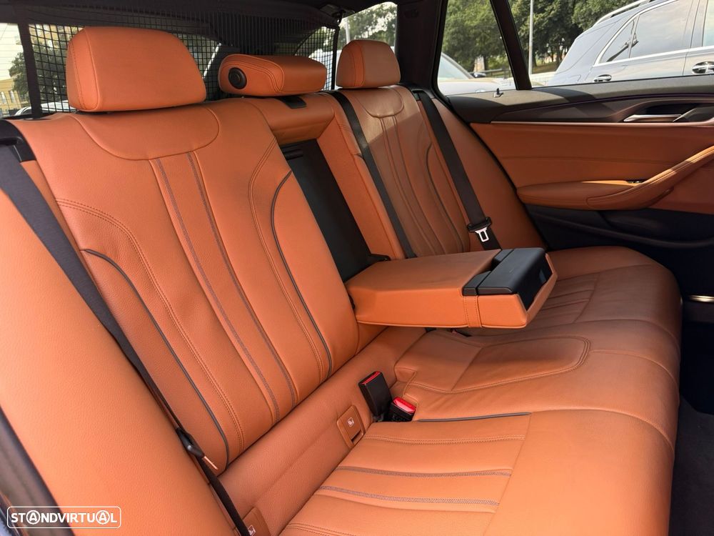 BMW 520 e Pack M — fotografia 22