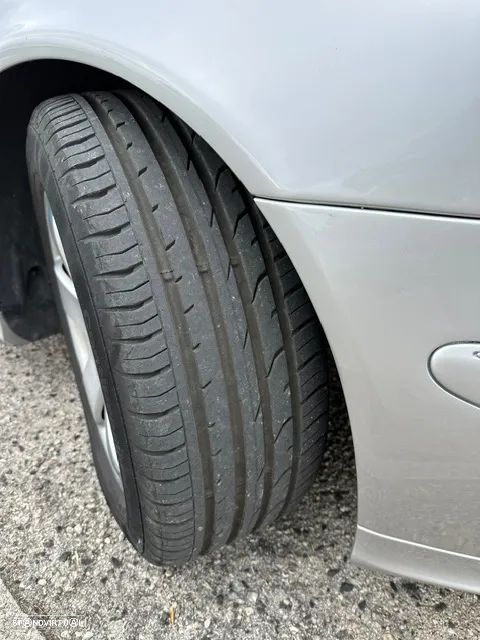 Mercedes-Benz E 270 - 19