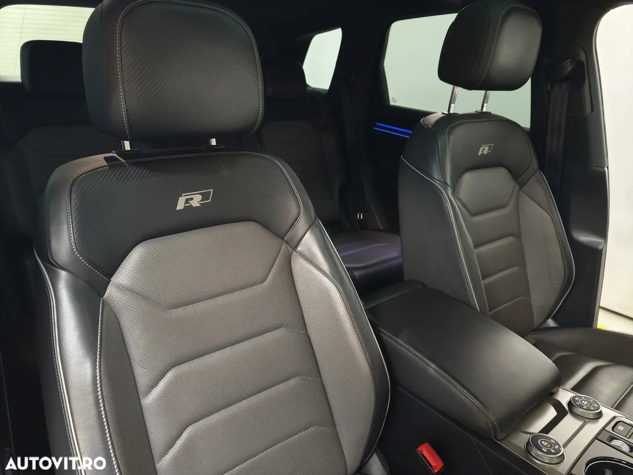 Volkswagen Touareg 3.0 V6 TDI 4Motion DPF Automatik R-Line - 11
