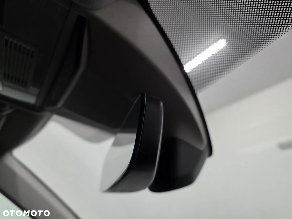 Volkswagen Arteon Shooting Brake 2.0 TDI SCR DSG Elegance - 28