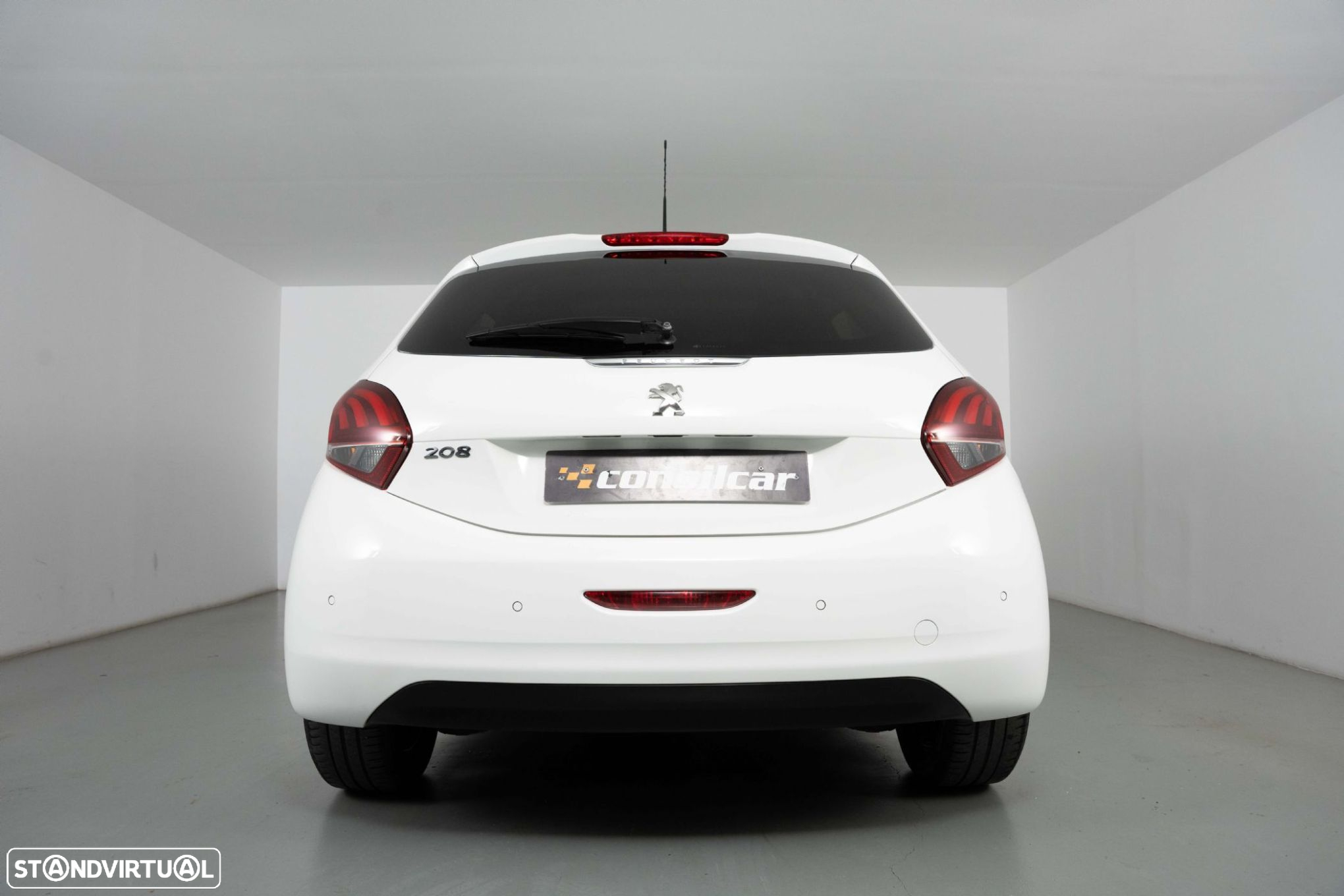 Peugeot 208 1.2 PureTech Signature - 4
